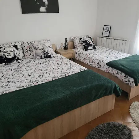 Appartement Božur